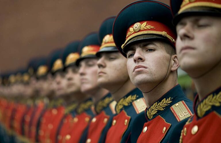 person-people-military-formation-soldier-army-1252983-pxhere