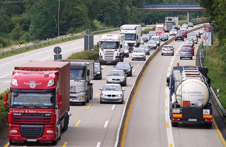 road-traffic-highway-transport-truck-vehicle-642010-pxhere.com